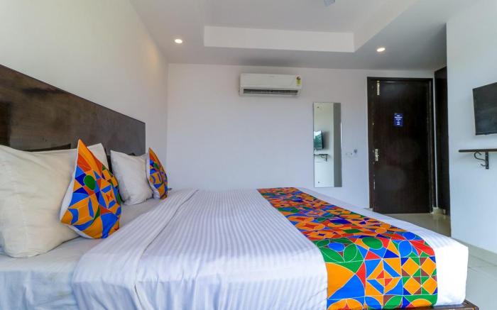 Tipsyy Inn Suites 007