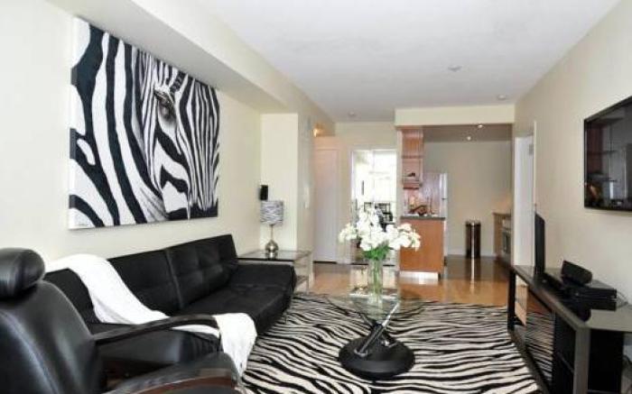 Yonge Suites Furnished Apartments