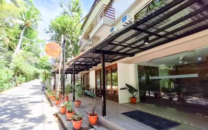 Areca Boracay Bed and Breakfast