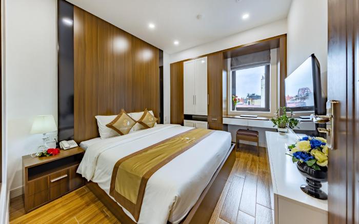 Phong Lan Apartments