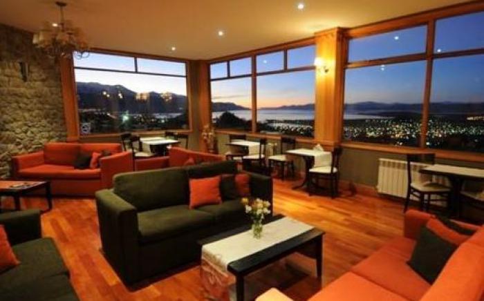 Altos Ushuaia Hotel & Resto