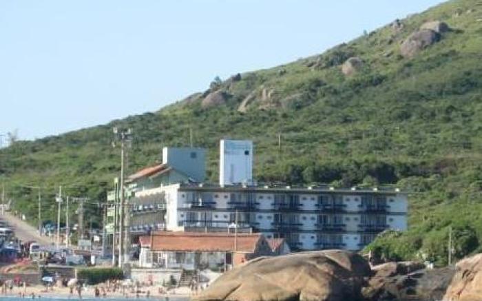 Cris Hotel