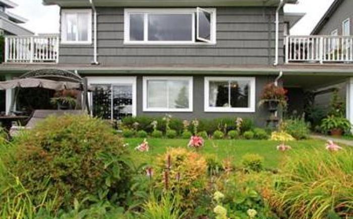 Crystal's View Bed & Breakfast