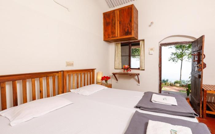 DEVASHOLA HOMESTAY