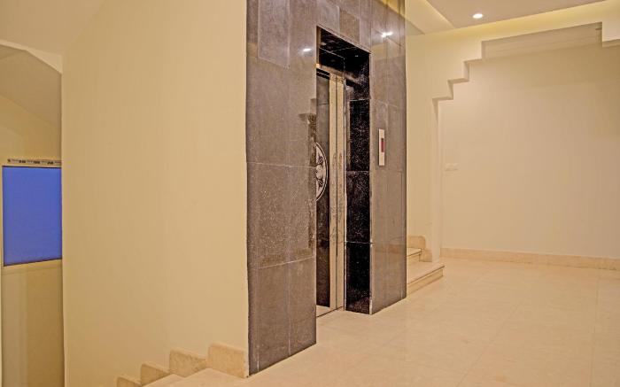 Super OYO 629 Home Lux Suite