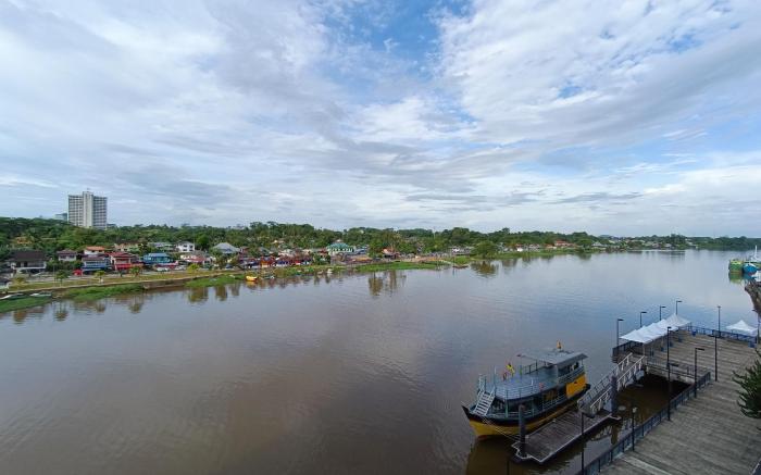 Riverbank Suites Kuching Waterfront City Centre 