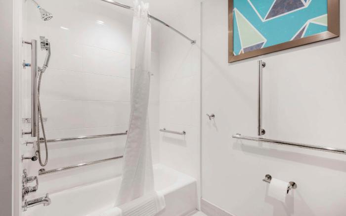 Comfort Suites Richmond East