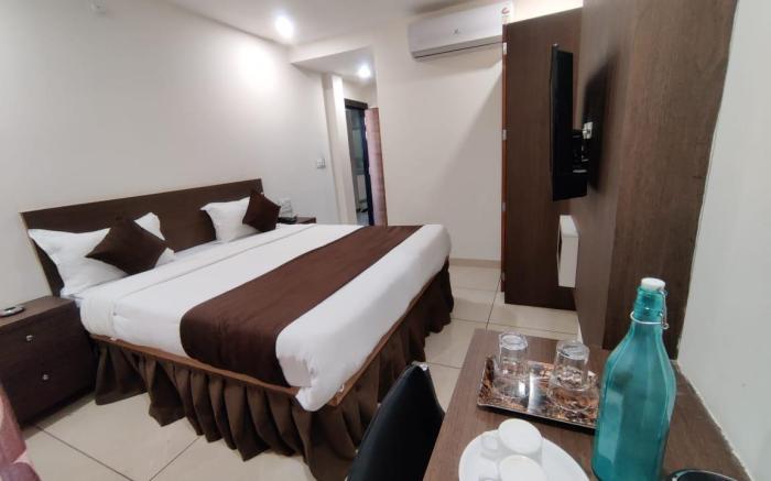 Hotel Golden Rays