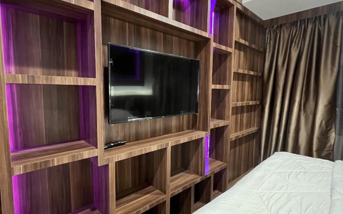 Apartemen  podomoro city deli lexington tower