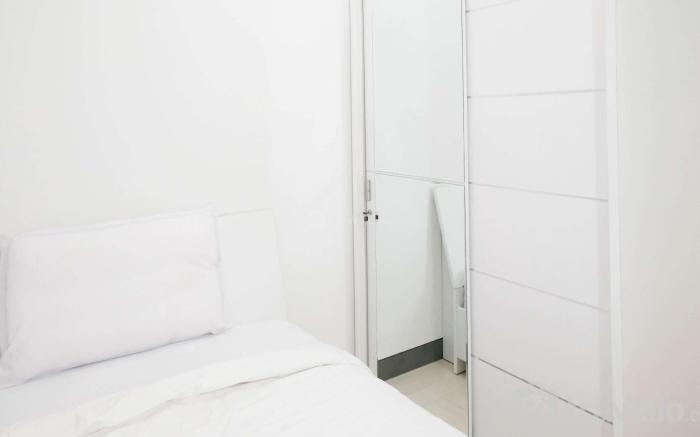 Spacey Homey 2BR at Supermall Mansion By Travelio