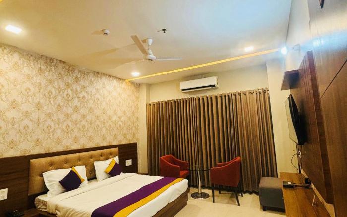 HOTEL AMAR VILAS BHARATPUR