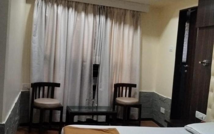 Hotel Divya International 
