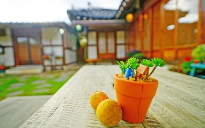 Jeonju Haengbokhyun Hanok Dockchae Pension