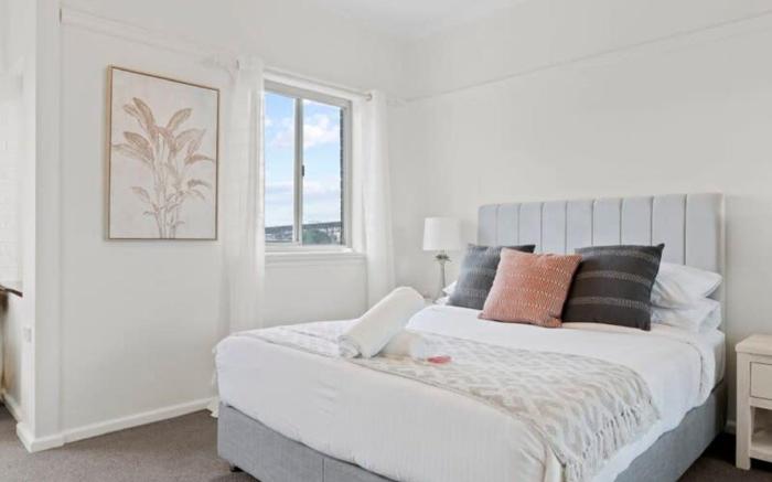 Lovely Apartment with Spectacular Views!