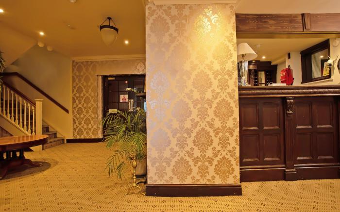 Great White Horse Hotel