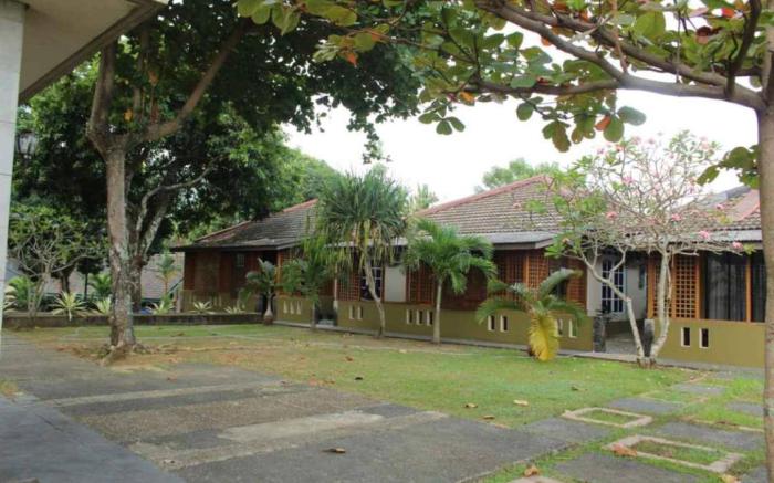 Karang Sari Hotel