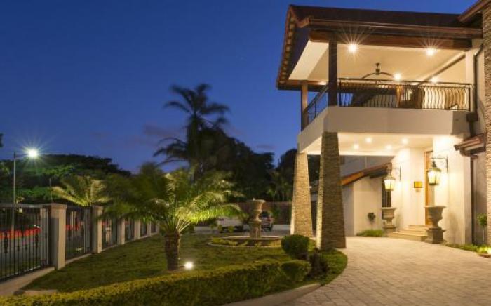 Five Burnham Guest House
