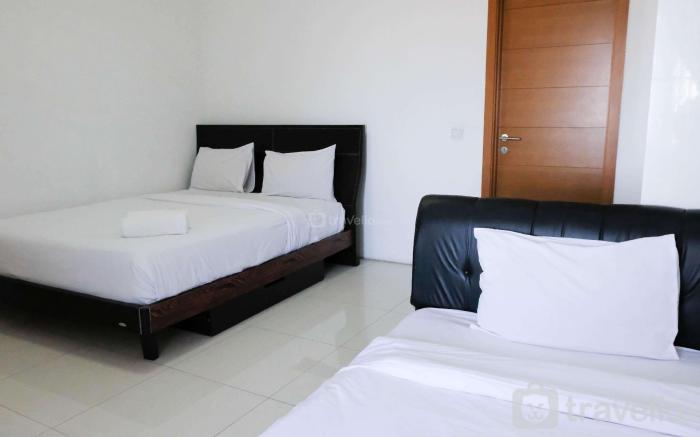 Spacious 2BR at Aryaduta Surabaya By Travelio