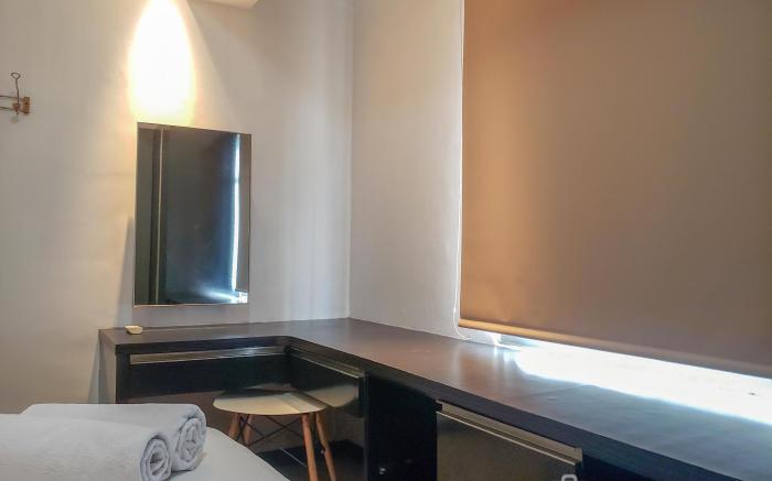 Nice & Cozy Living 2BR Green Bay Pluit By Travelio