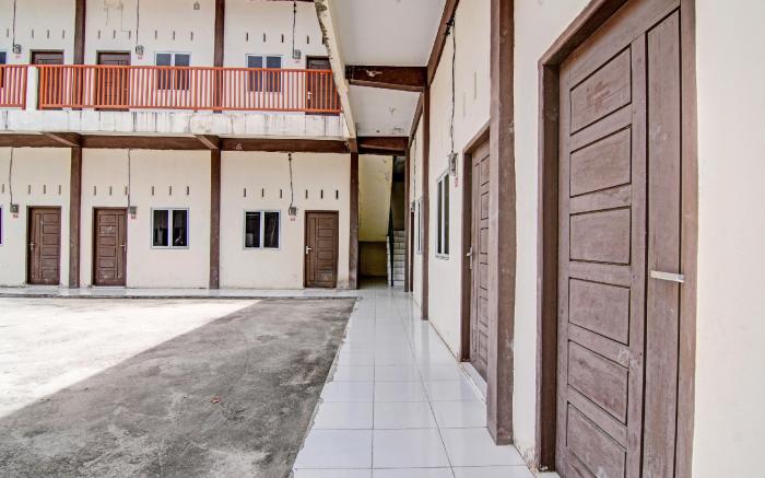 SPOT ON 91699 Homestay Hj Lela Syariah