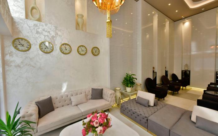 Ghan Hotel