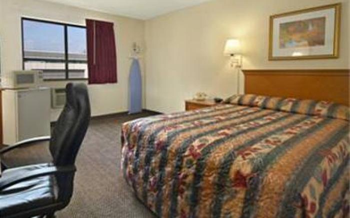 City Center Inn by I-64 Newport News