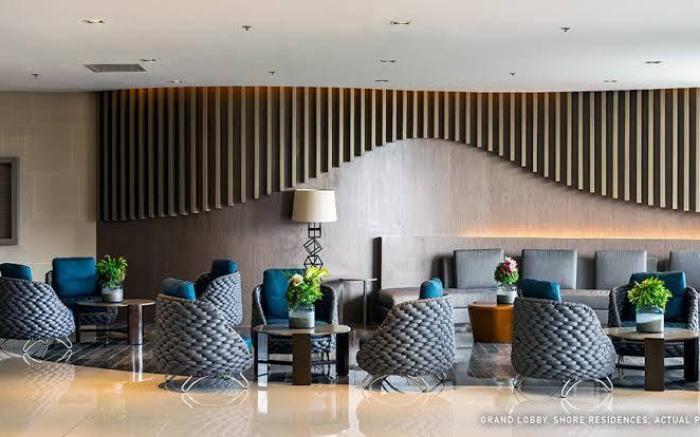 SM Mall of Asia walking distance Shore Residences