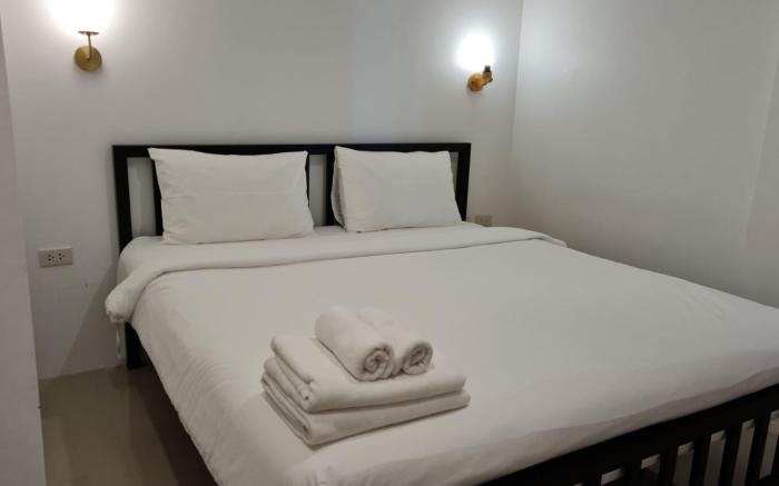 Chaweng Best Hotel & Hostel