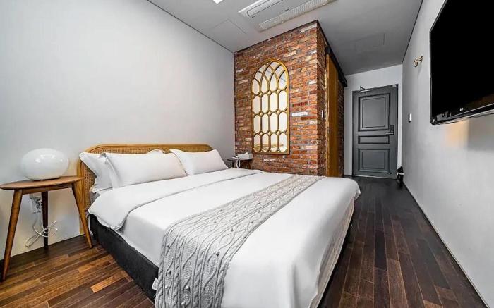 Kayla Hotel