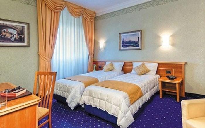 ELE Green Park Hotel Pamphili