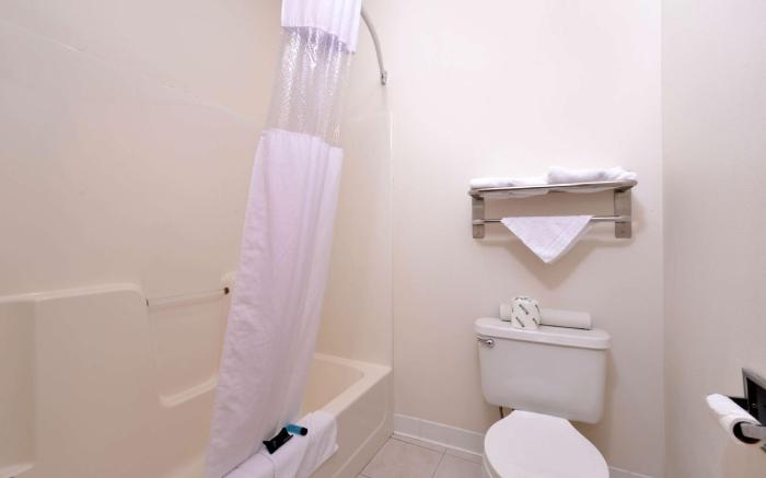 Americas Best Value Inn & Suites Atlantic