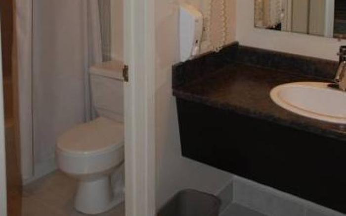 Rideau Heights Inn