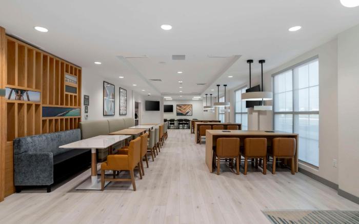 Comfort Inn & Suites Panama City Beach - Pier Park Area