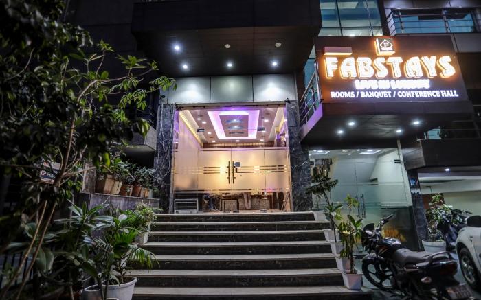 Hotel Fabstays-South Delhi