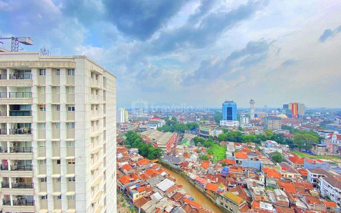 Cozy 1BR Apartment at Braga City Walk By Travelio