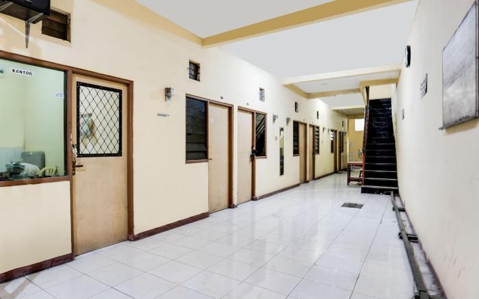 OYO 91774 Kost Nusantara Sidoarjo Syariah