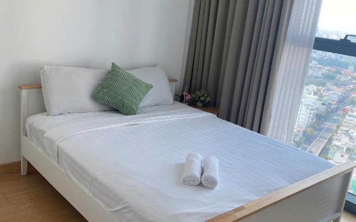 SUNWAH PEARL 5mins landmark 81 free pick up