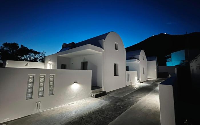 FILOXENIA LUXURY VILLAS