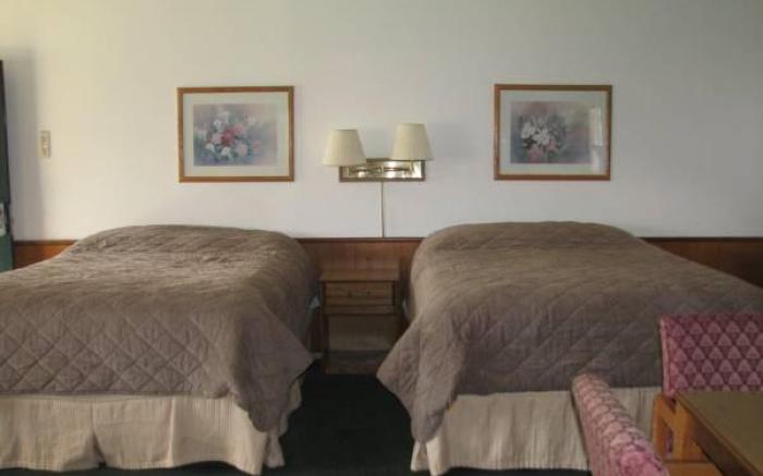 Spinning Wheel Motel