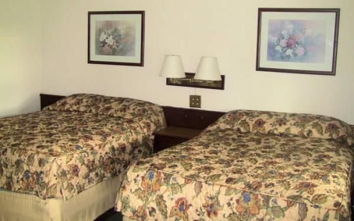 Spinning Wheel Motel