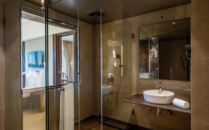 Mastiff Grand The Sia Palace Suites & Banquets, Khopoli (Nr. Imagica)