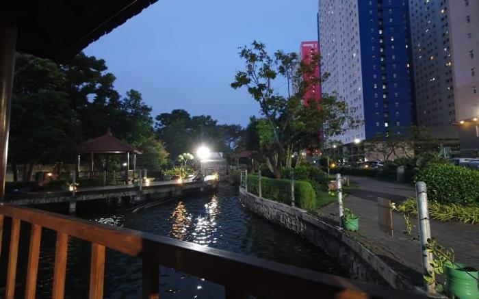 Yana 3 Sewa Apartemen Green Pramuka City ,est 2013