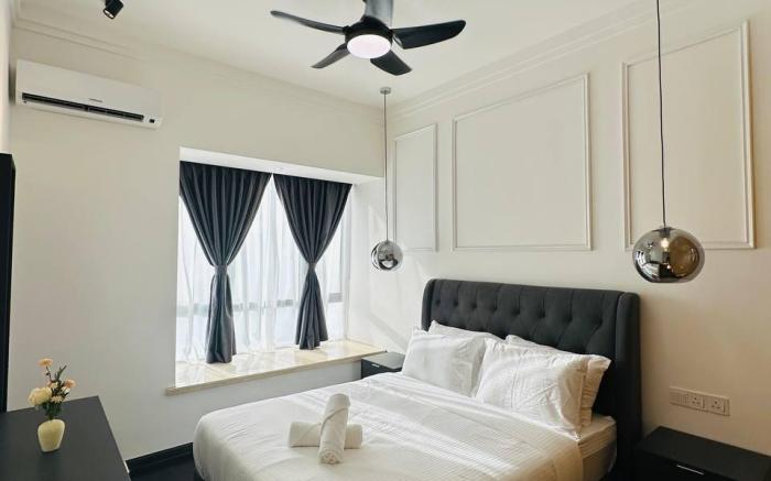 Lovely 1BR unit at R&F Princess by ANJU