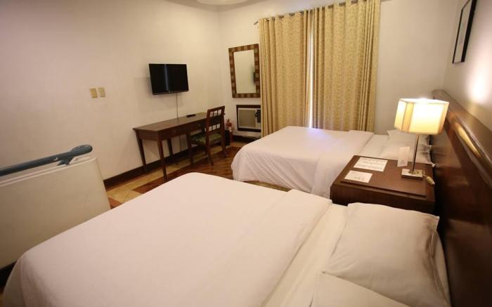 ACROPOLIS NORTH WATERCAMP AND COUNTRY CLUB