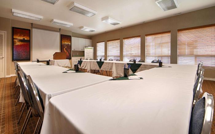 Best Western Inn at Face Rock