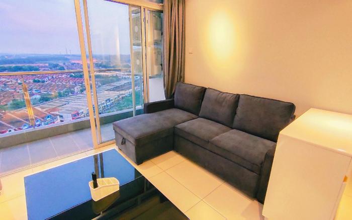 A15160 Kulai d'putra suites 3R11P near Jpo/Airport