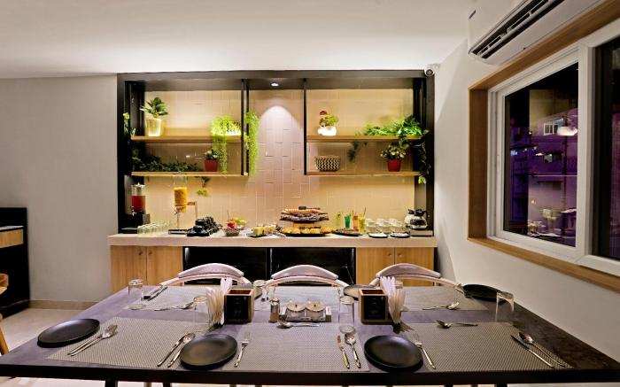 Click Hotel Biz - Bangalore Airport