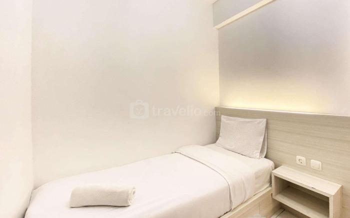 Fancy 2BR Gateway Ahmad Yani Cicadas By Travelio