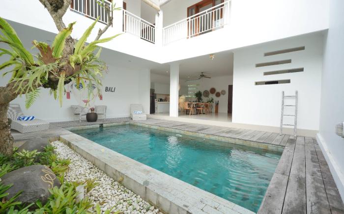 3 BR Villa, Modern & Central Location