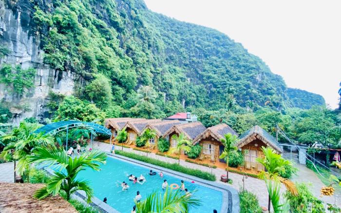 Tam Coc Valley Bungalow